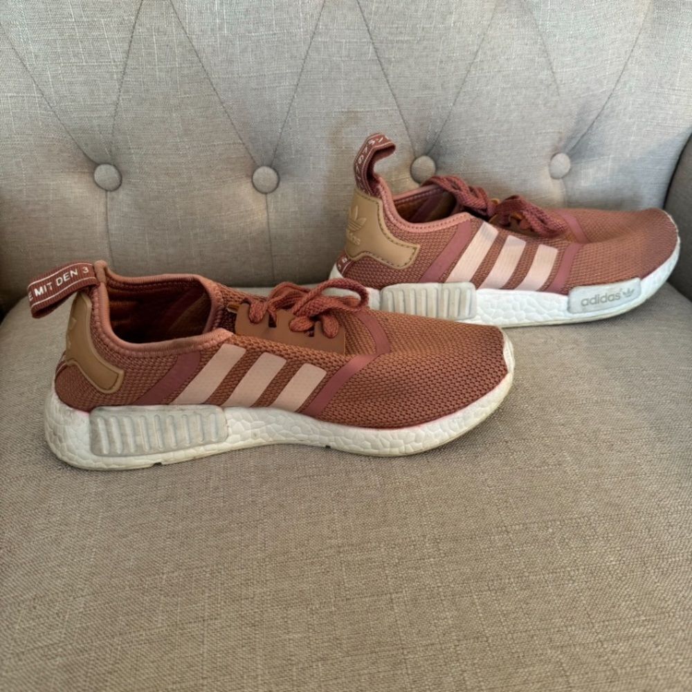 Adidas NMD R1 Raw Pink Size 6.5